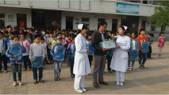 “快乐成长，健康相伴“关爱留守儿童--临泉县滑集镇腰庄小学