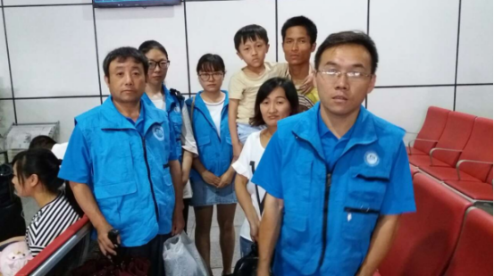 关于护送瓷娃娃安全出行